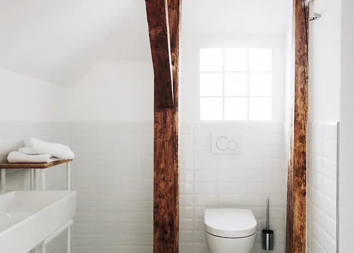 Haus August * 巴德加斯坦